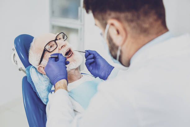 Best Emergency Tooth Extraction in High Ridge, MO